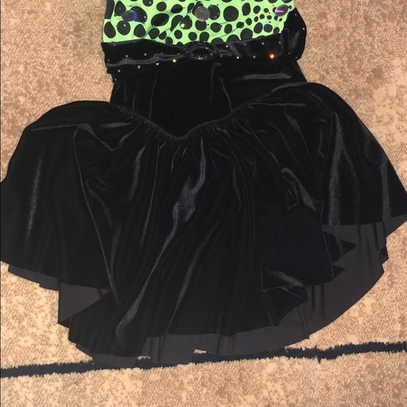 Child’s Jazz Dance Costume - Picture 4 of 4